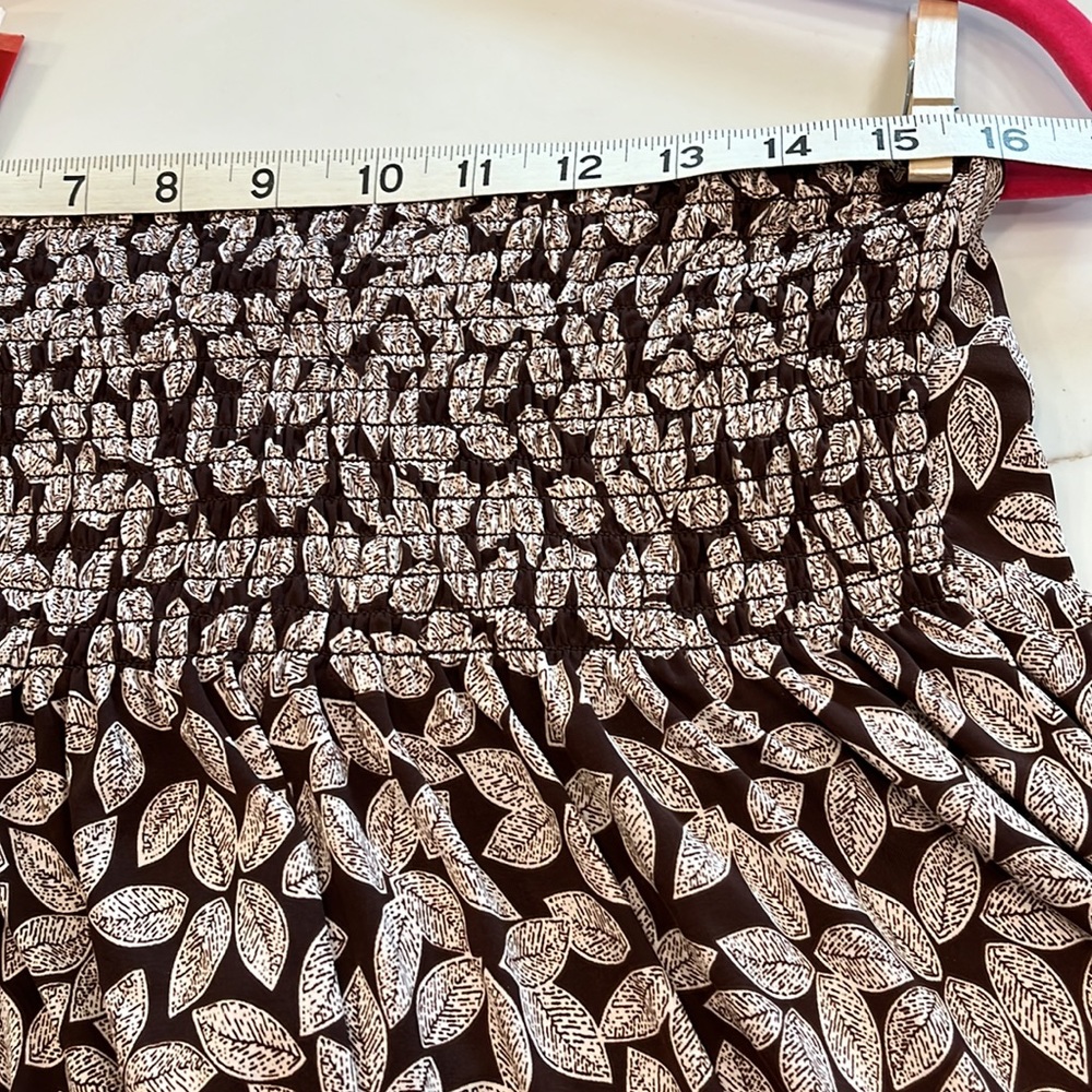 NWT Oscar de la Renta top. Size L Brown and Cream lead design ties around neck - Picture 12 of 15